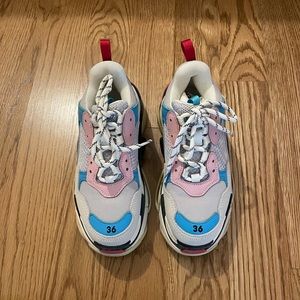 Balenciaga Triple S Sneakers (36)